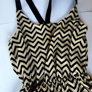 Black and Beige Chevon summer dress. Size :small